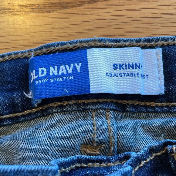 Old Navy Jeans - Picture 2 of 7
